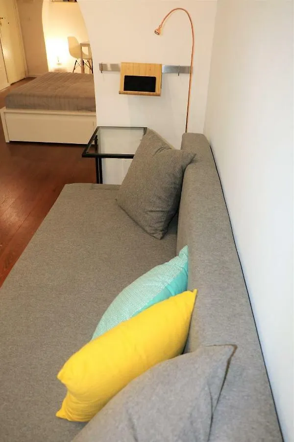Palermo Home White Home Apartment