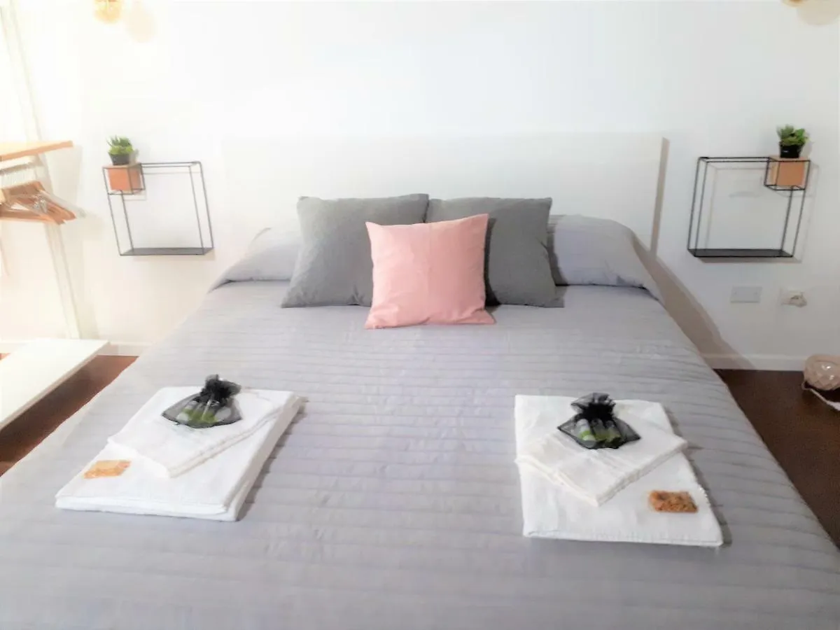 Palermo Home White Home location
